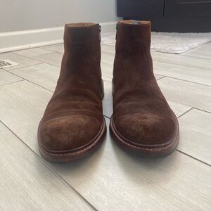 Johnston & Murphy Brown Suede Chukka Boots